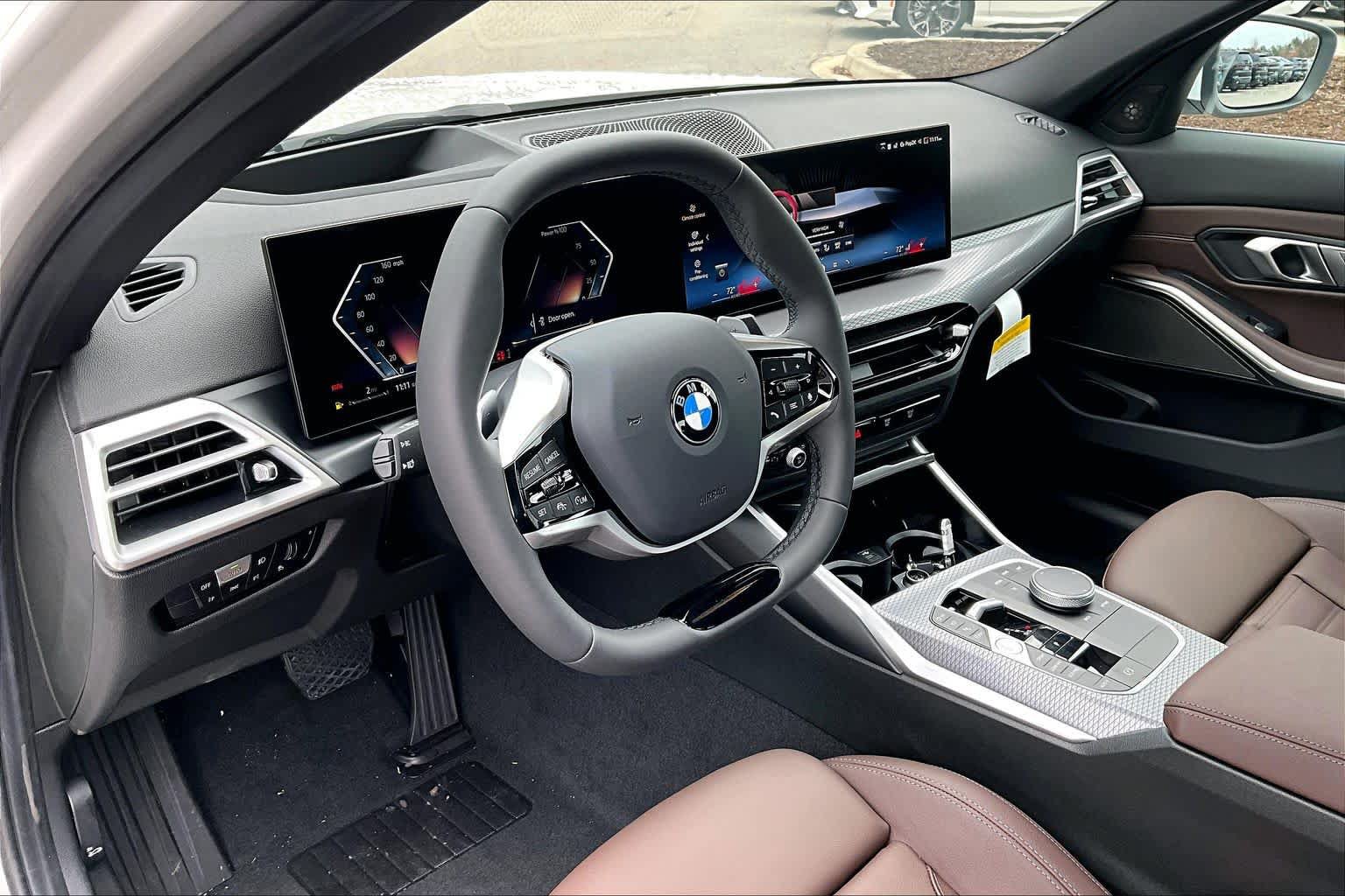 Used 2026 BMW 330i xDrive Sedan w/ Premium Package AWD/4WD image 9