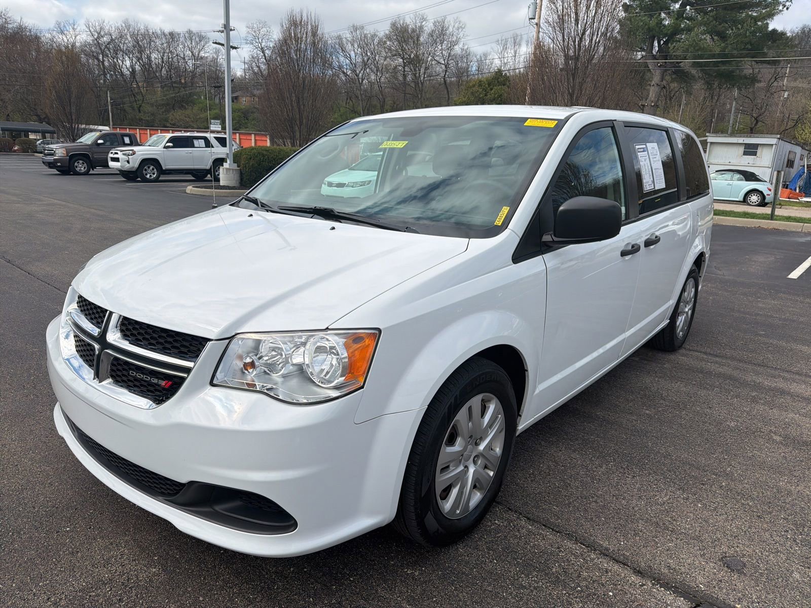 Used 2020 Dodge Grand Caravan SE image 9
