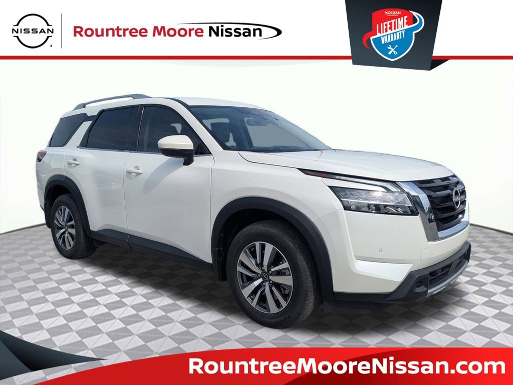 Used 2023 Nissan Pathfinder SL