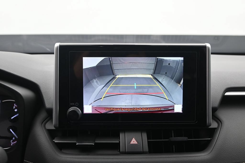 Used 2024 Toyota RAV4 LE FWD image 11