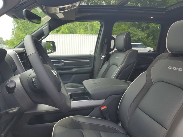 New 2026 RAM 1500 Laramie w/ Night Edition AWD/4WD image 17