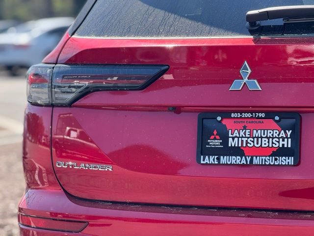 New 2026 Mitsubishi Outlander ES image 10