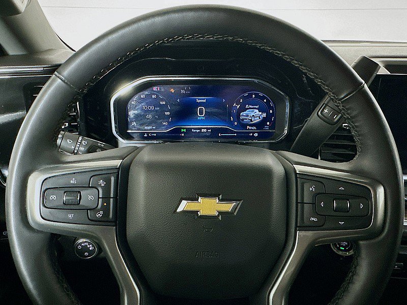 Used 2025 Chevrolet Silverado 1500 LT image 12
