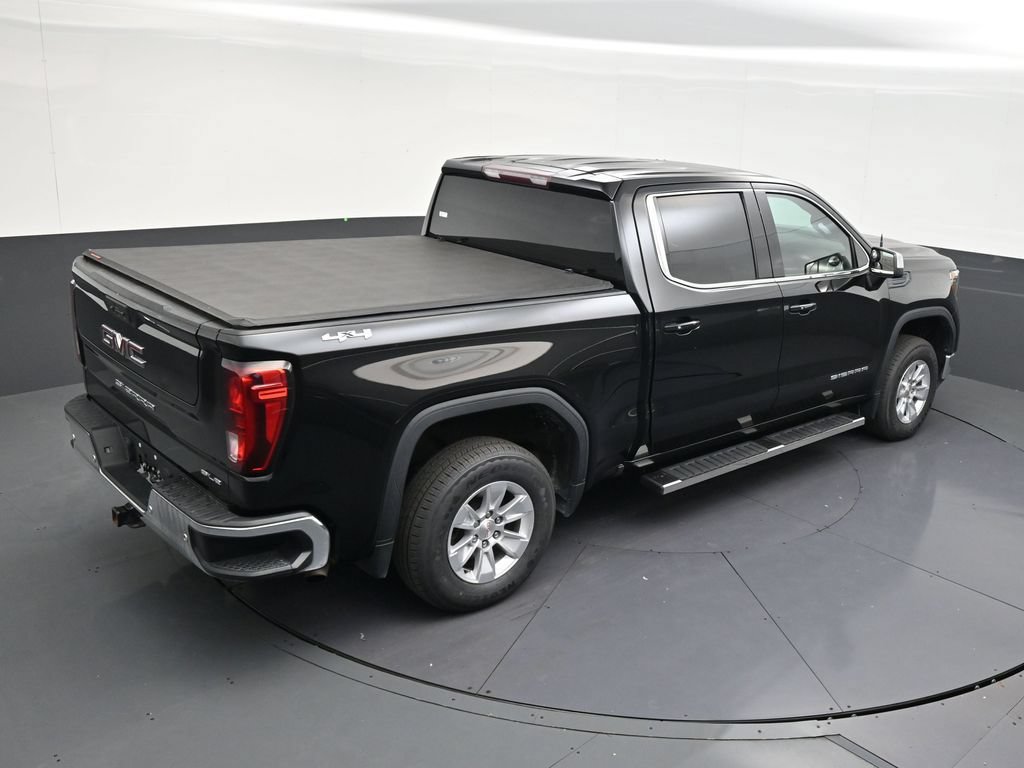 Used 2022 GMC Sierra 1500 SLE w/ Driver Alert Package I AWD/4WD image 17