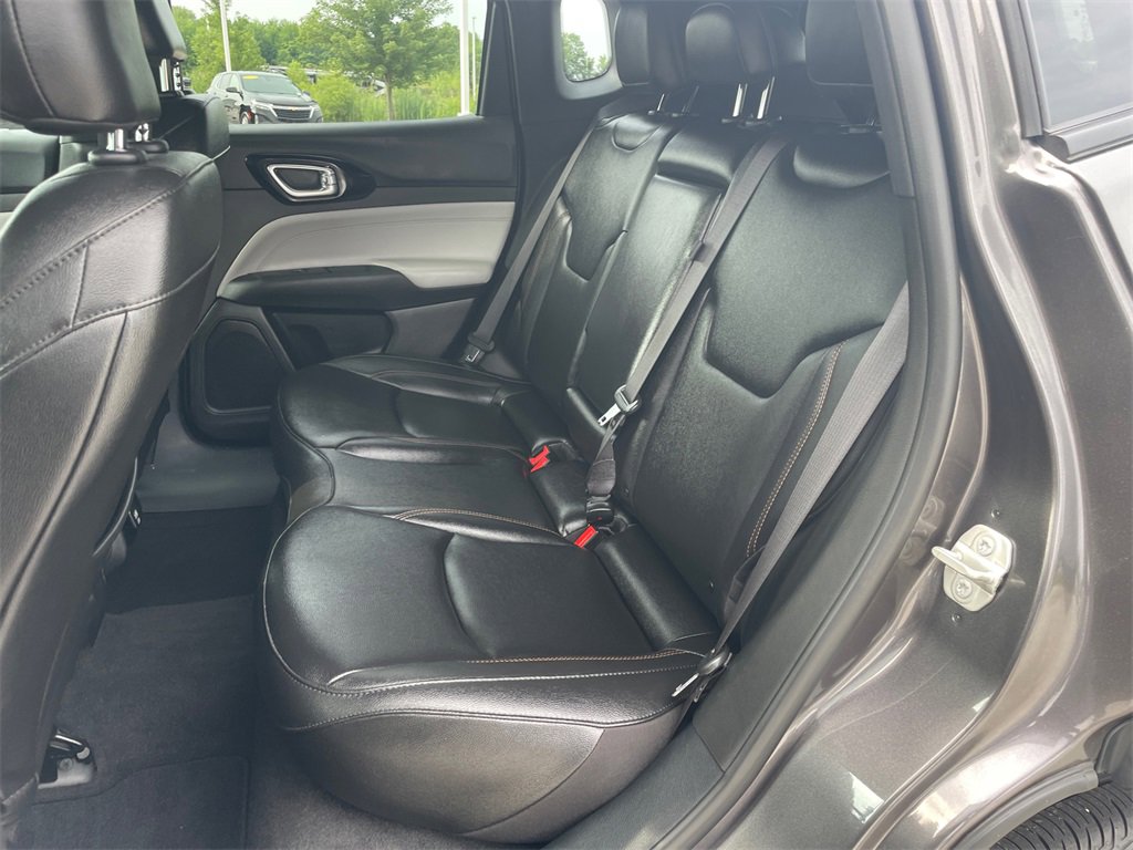 Used 2024 Jeep Compass Limited image 28