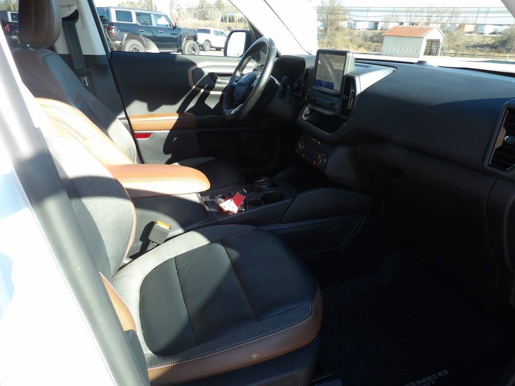 Used 2023 Ford Bronco Sport Outer Banks image 9