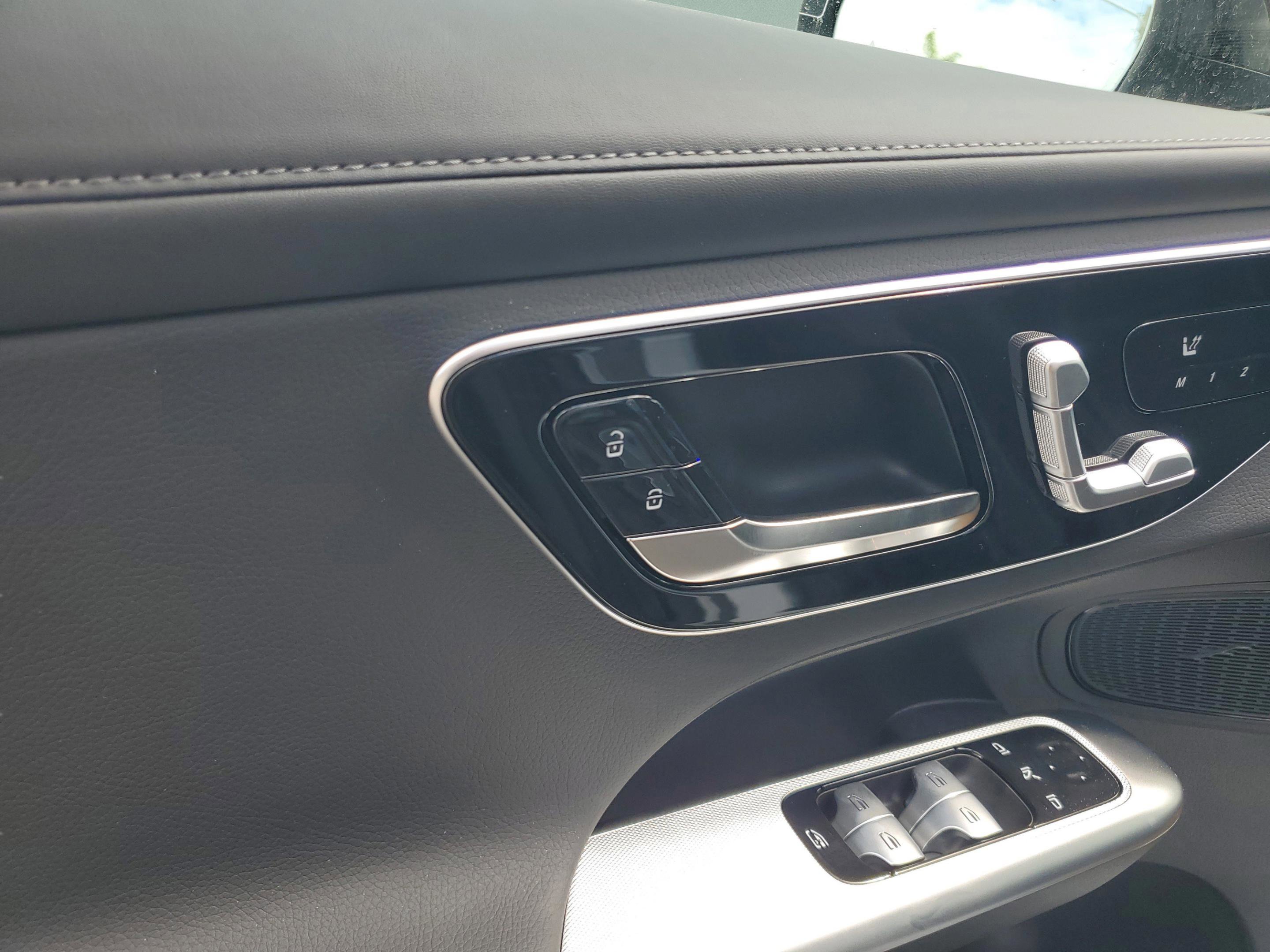 Certified 2026 Mercedes-Benz GLC 300 image 19