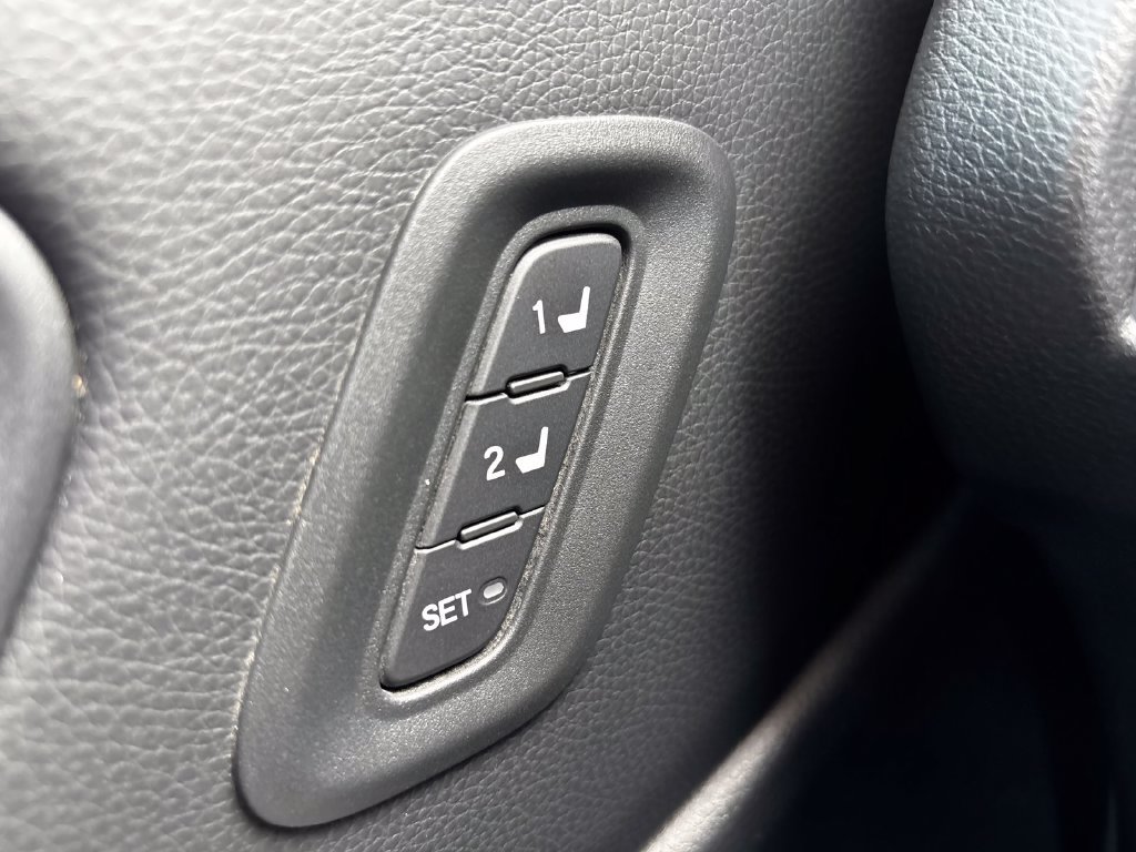 Used 2025 Honda Pilot Touring image 28