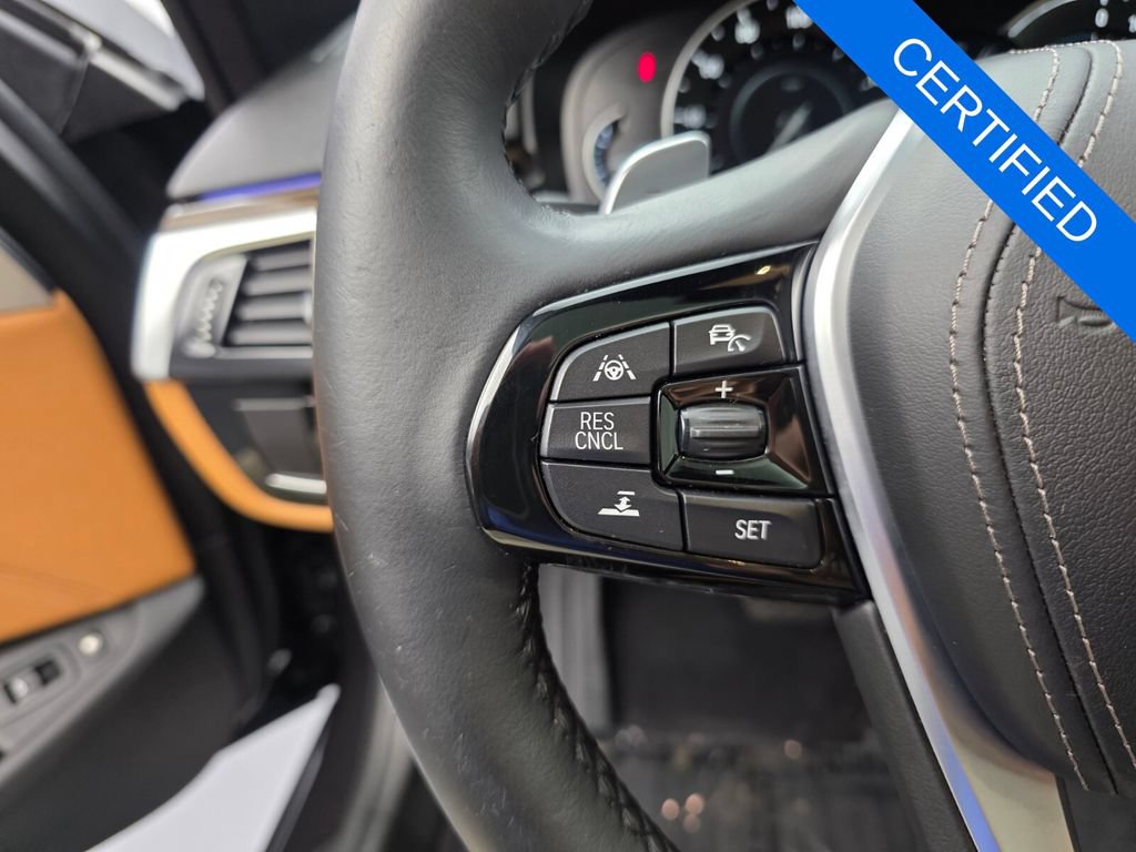 Used 2019 BMW 530e RWD image 19