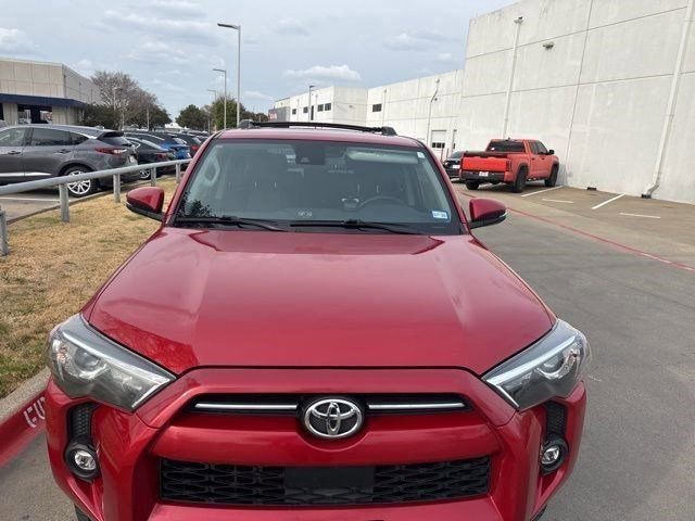 Used 2022 Toyota 4Runner SR5 Premium w/ Moonroof Package image 4