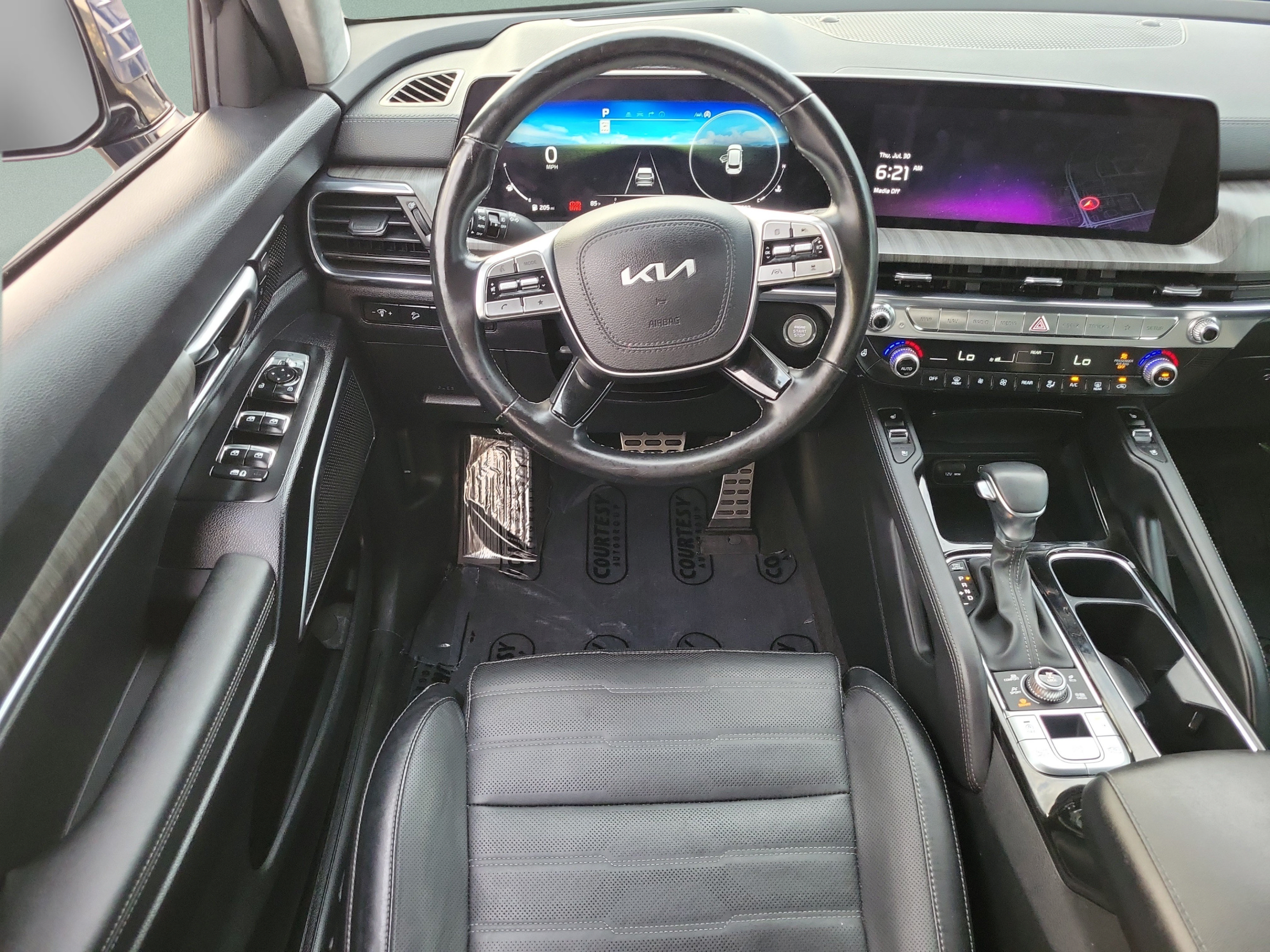 Certified 2023 Kia Telluride SX Prestige AWD/4WD image 9