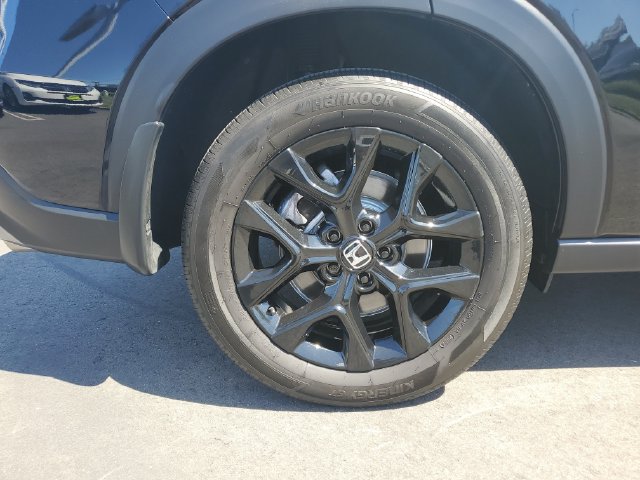 Certified 2025 Honda HR-V Sport image 5