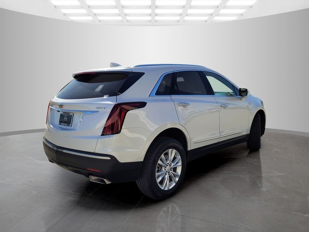Certified 2023 Cadillac XT5 Luxury FWD image 6