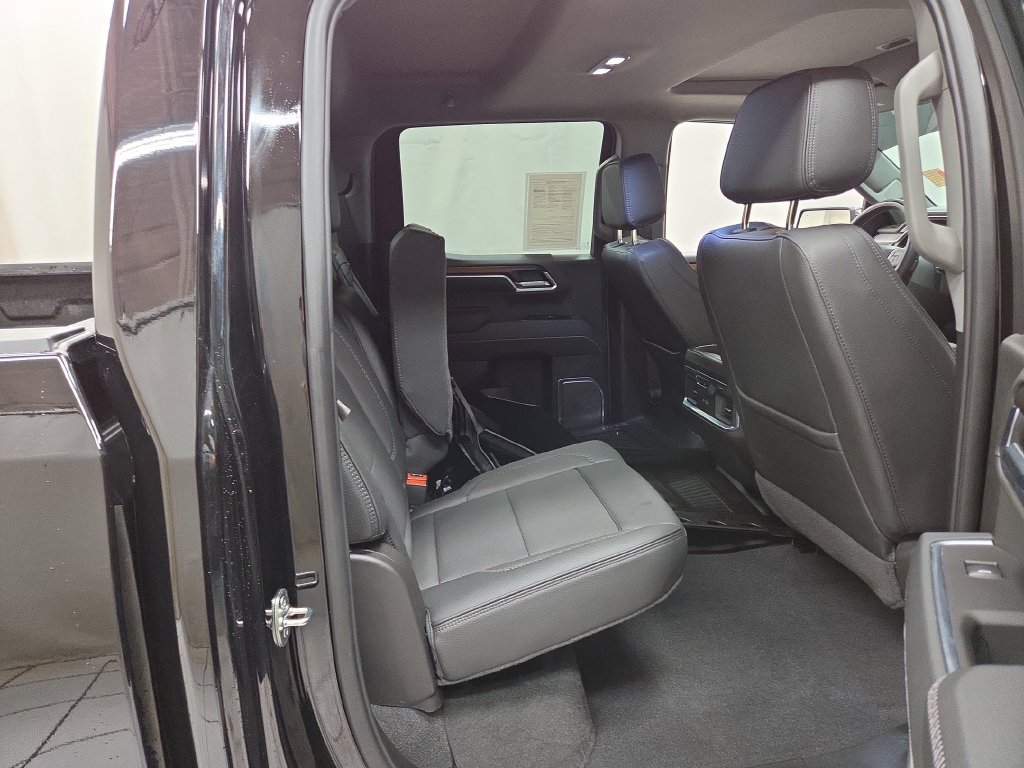 Used 2026 GMC Sierra 1500 Denali AWD/4WD image 11