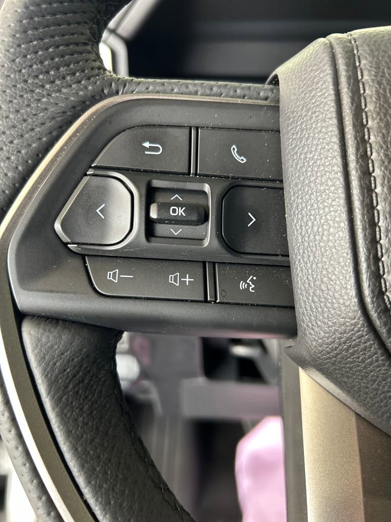 Used 2025 Toyota Tacoma TRD Off-Road w/ TRD Off Road Premium Package image 13