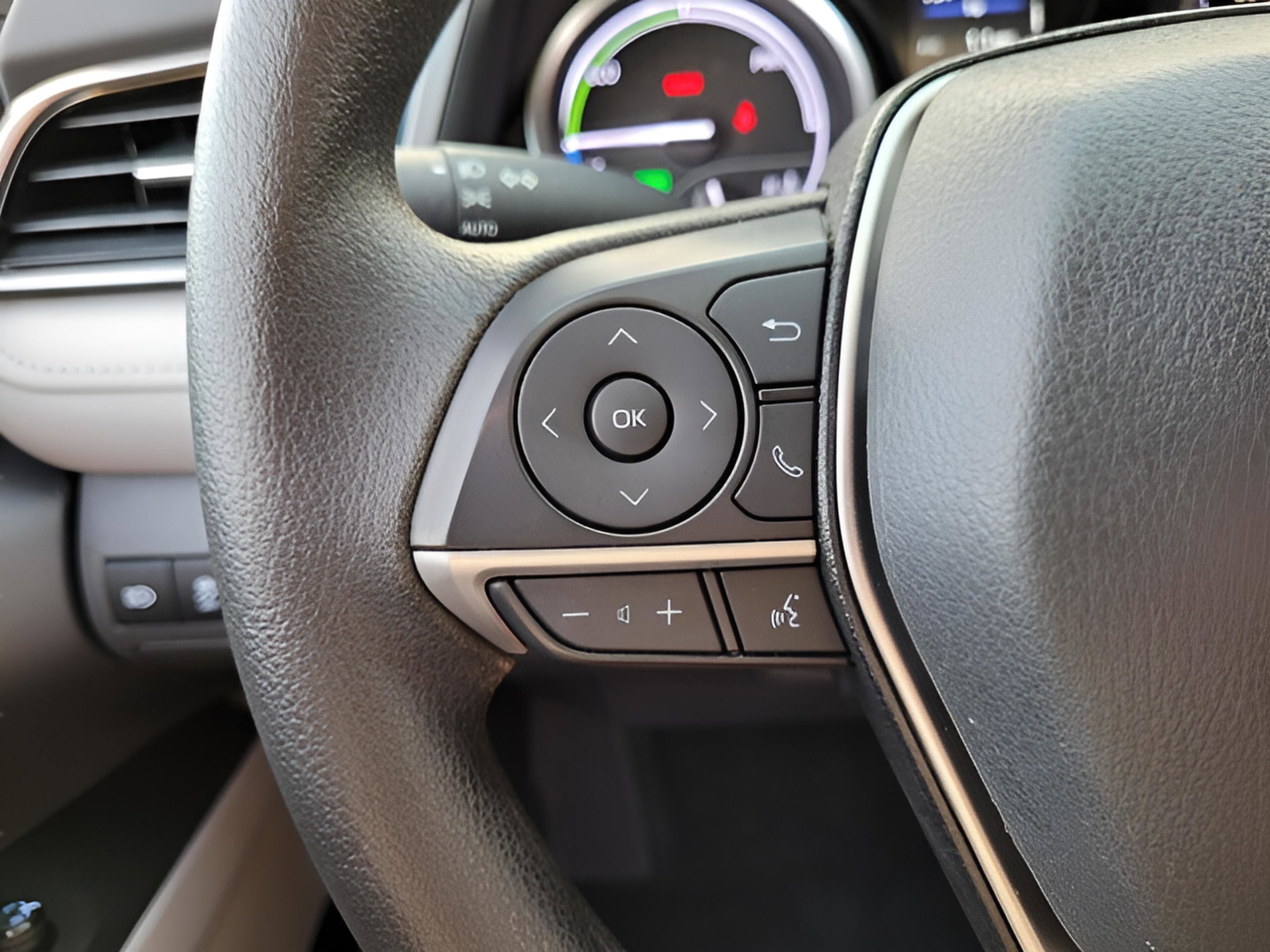 Certified 2023 Toyota Camry LE image 30