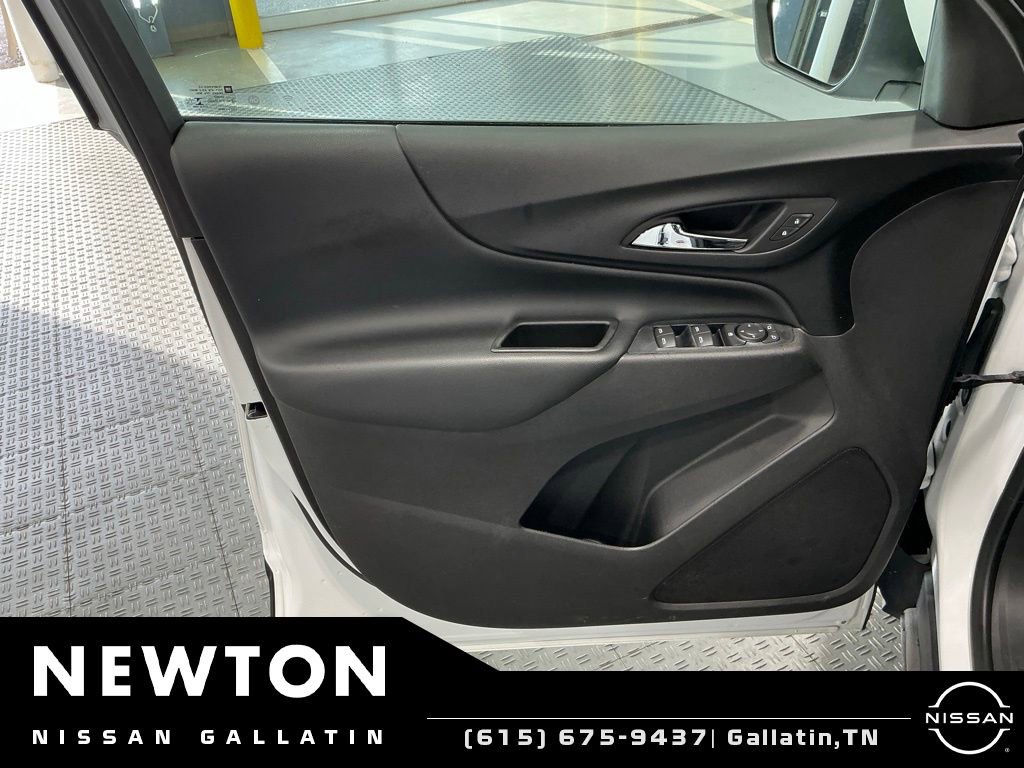 Used 2020 Chevrolet Equinox LT FWD image 35