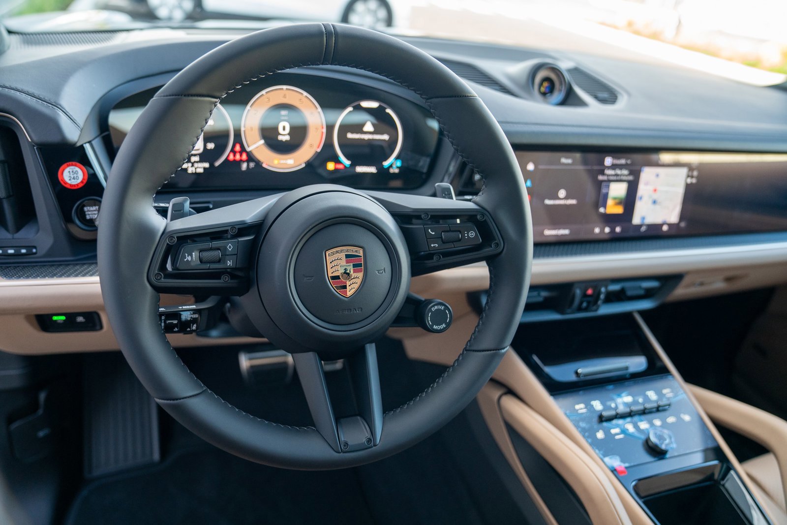 New 2026 Porsche Cayenne GTS image 14