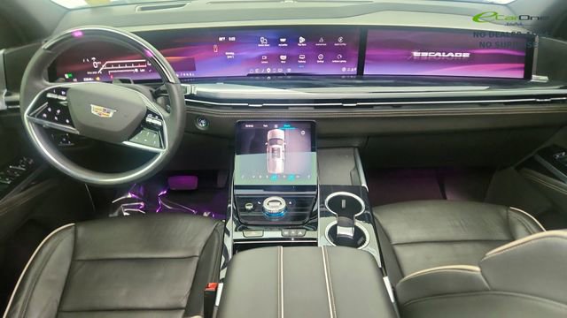Used 2025 Cadillac Escalade Sport w/ Touring Package AWD/4WD image 96
