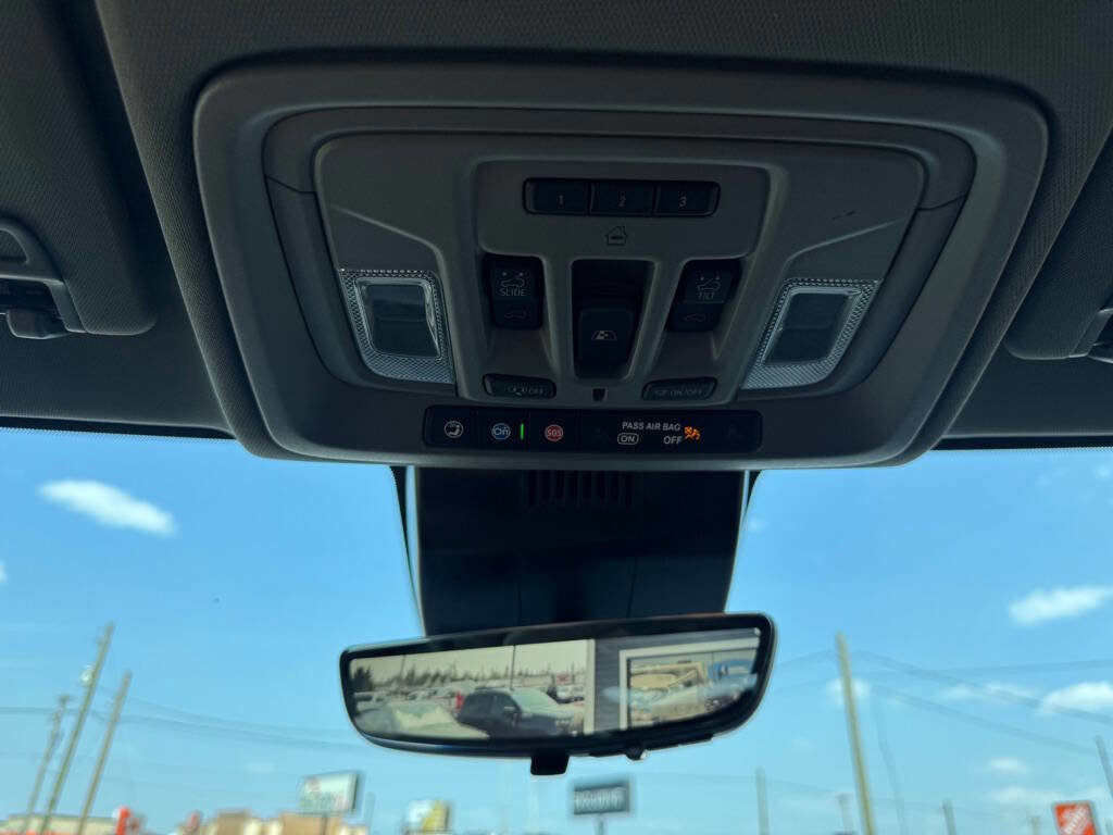 Used 2024 GMC Sierra 2500 Denali w/ Denali Reserve Package image 36