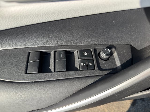 Used 2024 Toyota Corolla SE image 18