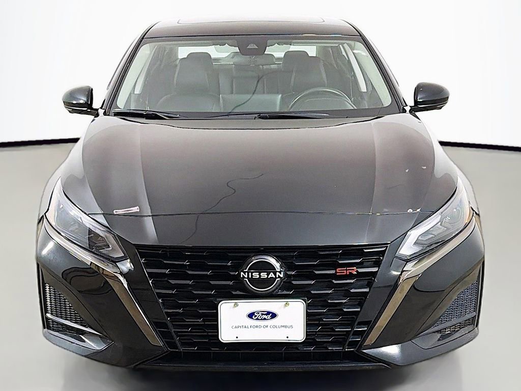 Used 2023 Nissan Altima 2.0 SR image 11