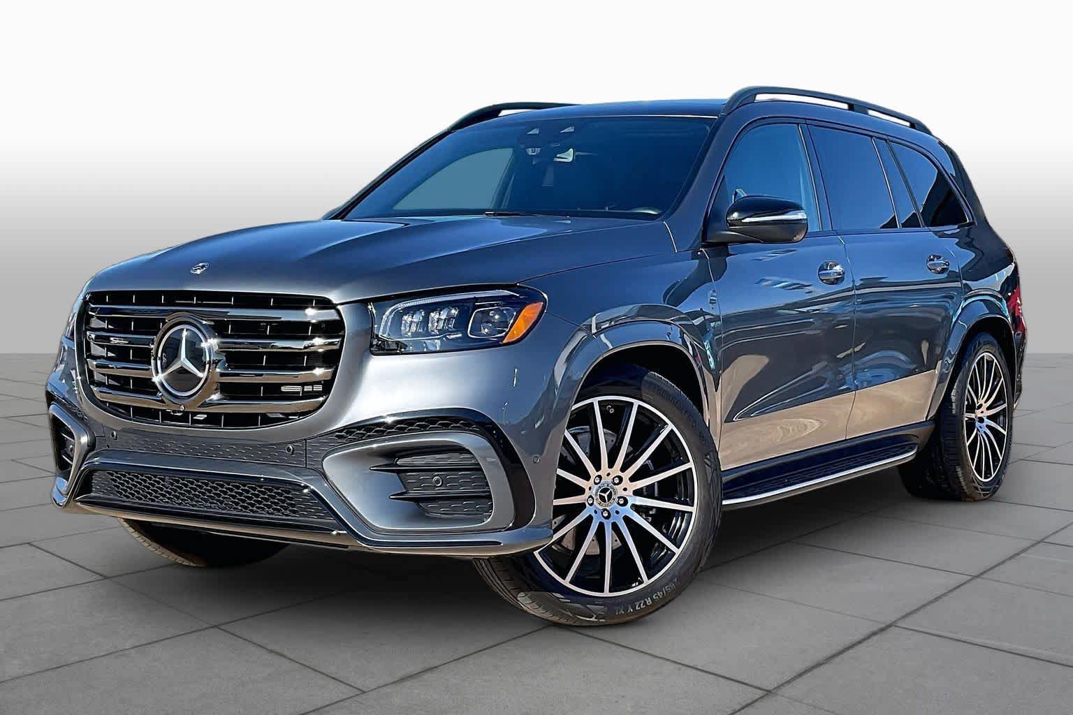 Certified 2026 Mercedes-Benz GLS 450 4MATIC image 3