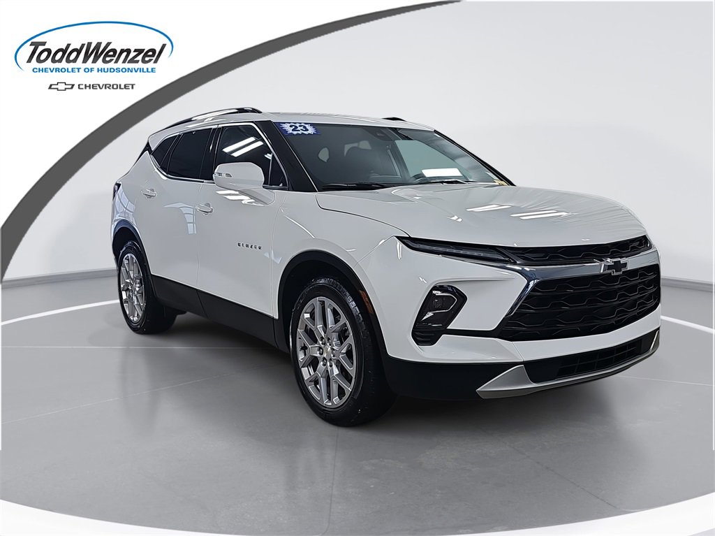 Certified 2023 Chevrolet Blazer LT w/ LPO, Floor Liner Package image 1