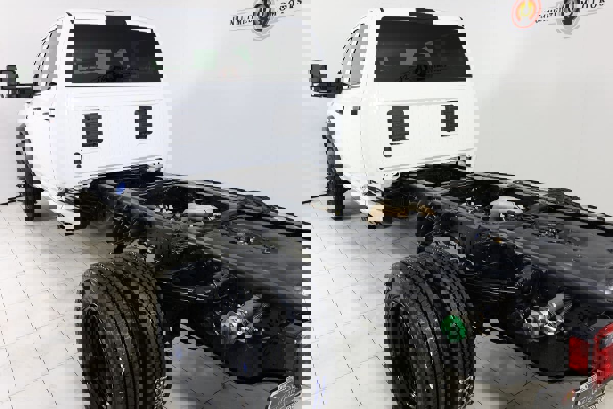 Used 2024 RAM 5500 Tradesman w/ Max Tow Package AWD/4WD image 34