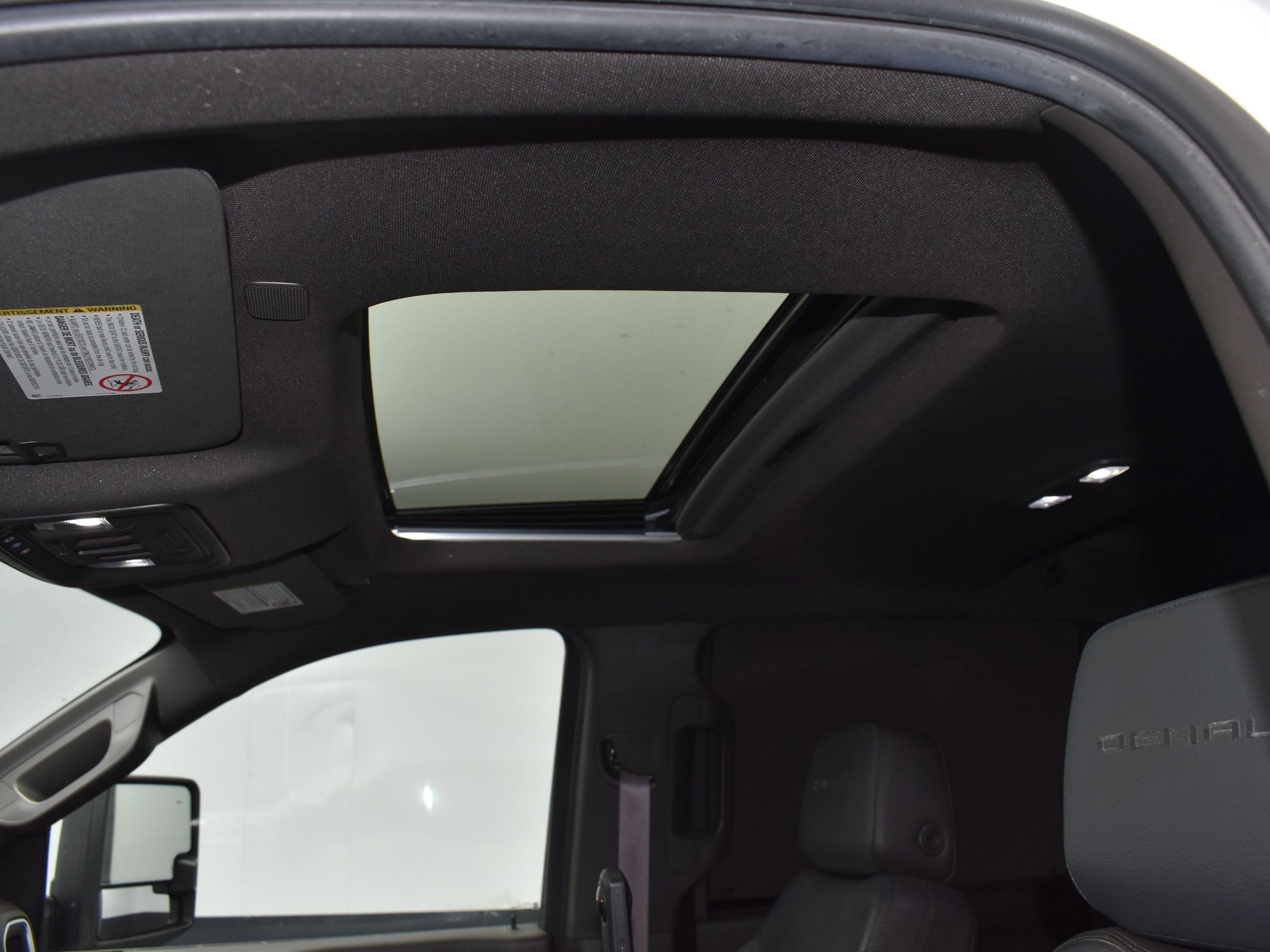 Used 2021 GMC Sierra 2500 Denali w/ Denali Ultimate Package image 14