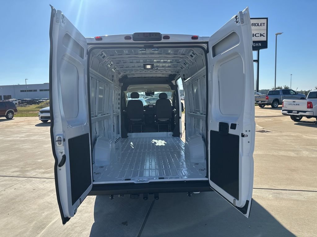 New 2026 RAM ProMaster 3500 w/ Convenience Group image 15