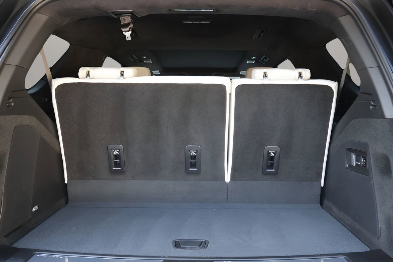 Certified 2025 Cadillac Escalade Sport Platinum image 21