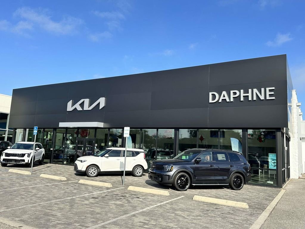 Used 2024 Chevrolet Silverado 2500 High Country image 46