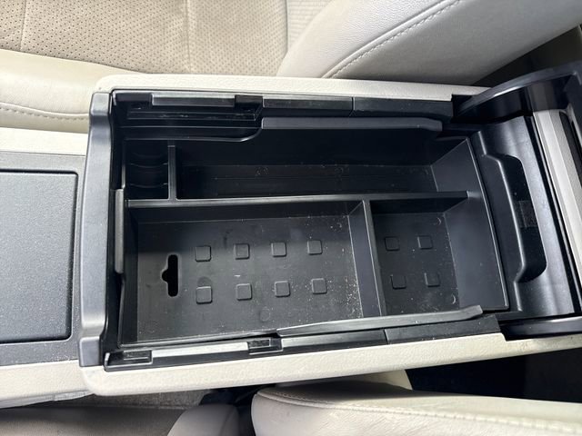 Used 2012 Toyota Camry XLE FWD image 26