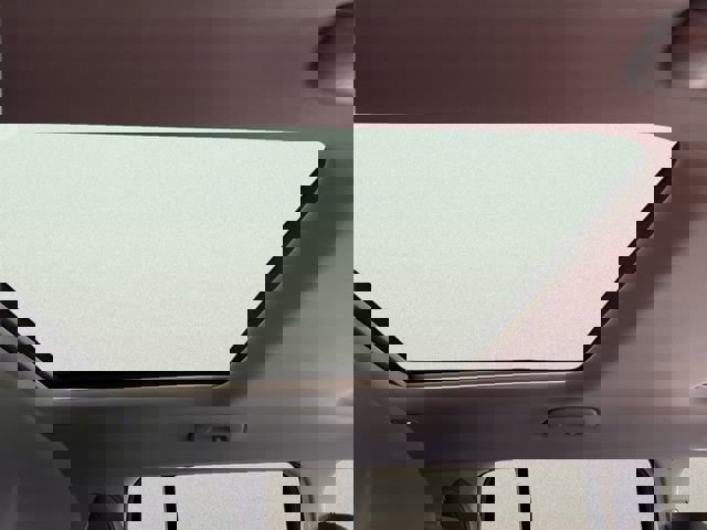 Used 2024 Hyundai Santa Fe Limited image 11