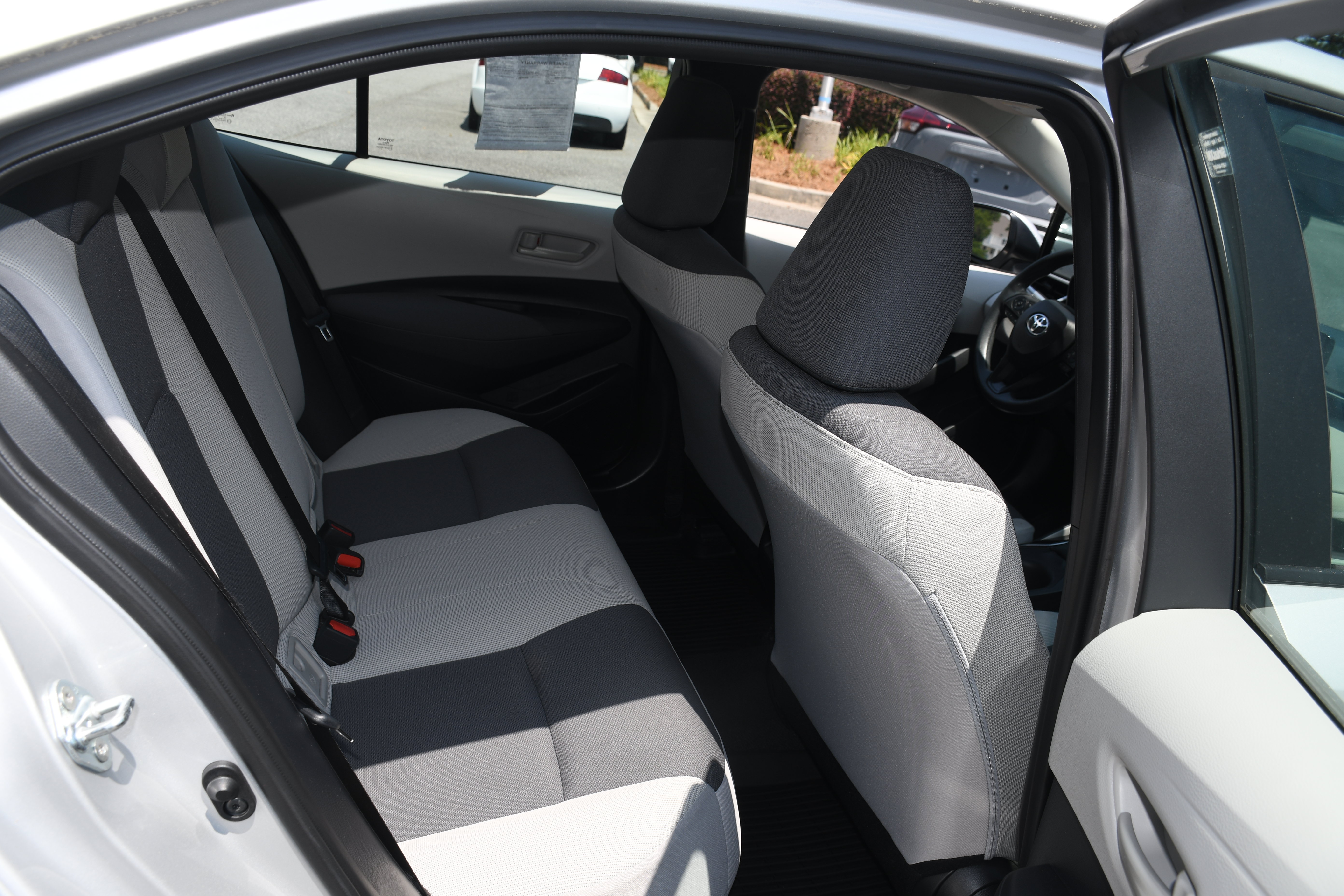Certified 2025 Toyota Corolla LE FWD image 17