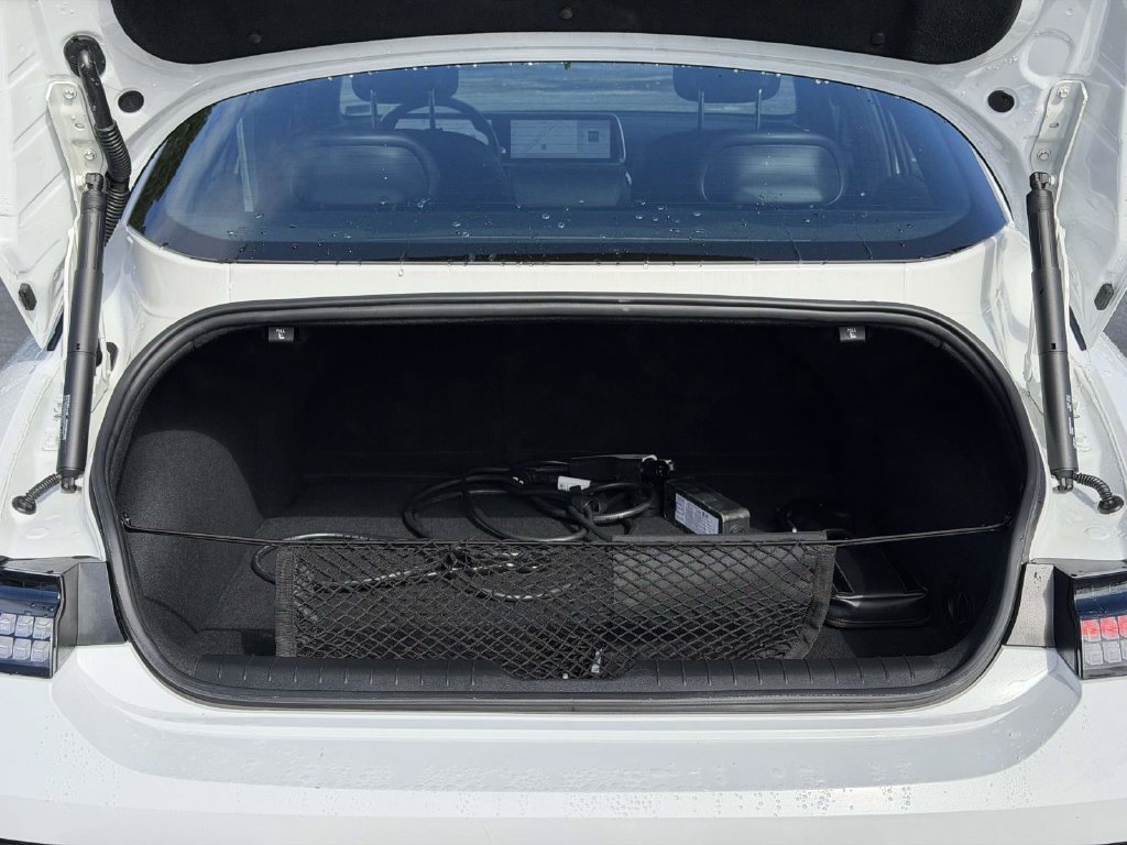 Used 2023 Hyundai Ioniq 6 SEL RWD image 15