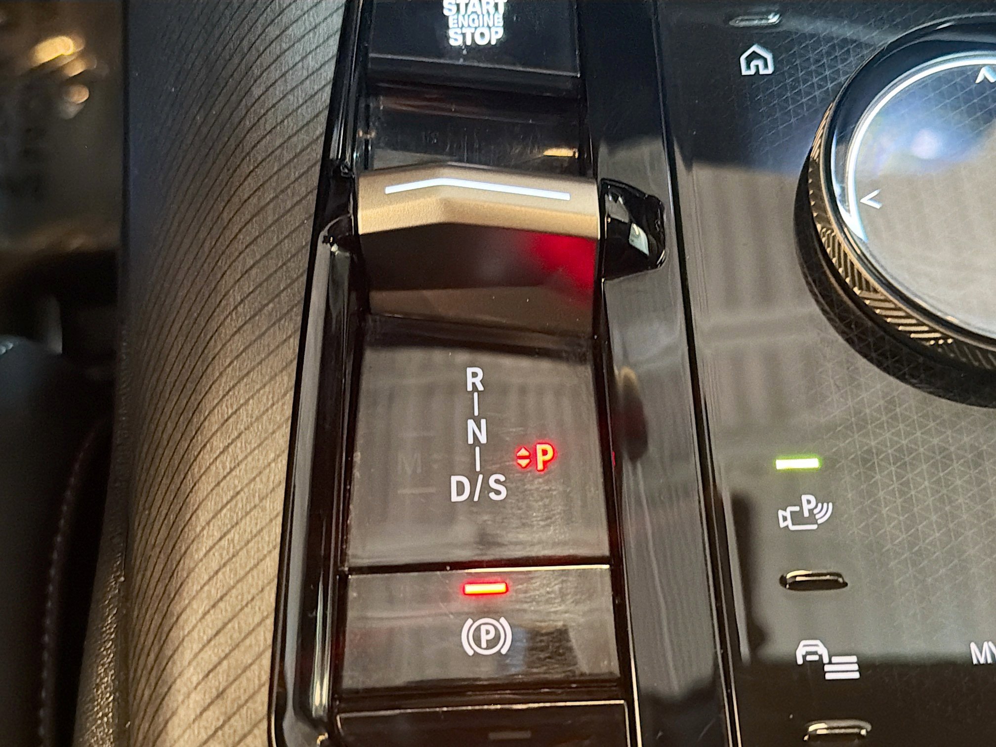 Used 2025 BMW X3 xDrive30i image 24