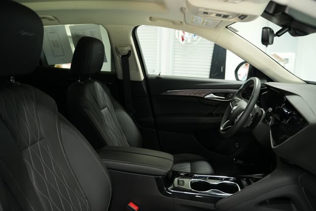 Used 2021 Buick Envision Avenir w/ Technology Package II image 22