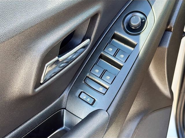 Used 2017 Chevrolet Trax LS image 17