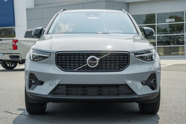 New 2026 Volvo XC40 B5 Ultra w/ Protection Package Premier AWD/4WD image 2