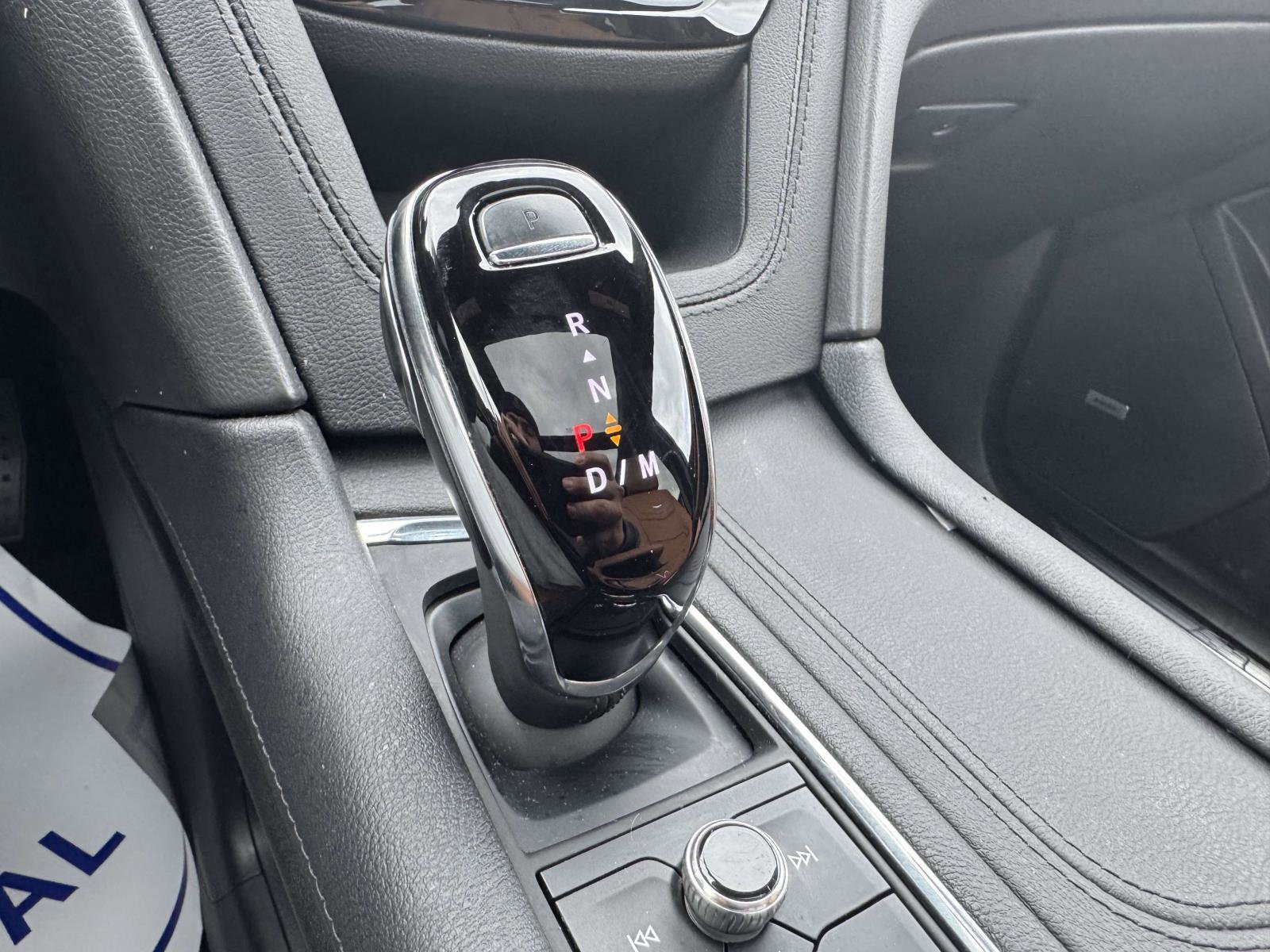 Certified 2022 Cadillac XT5 Premium Luxury w/ LPO, Floor Liner Package image 14