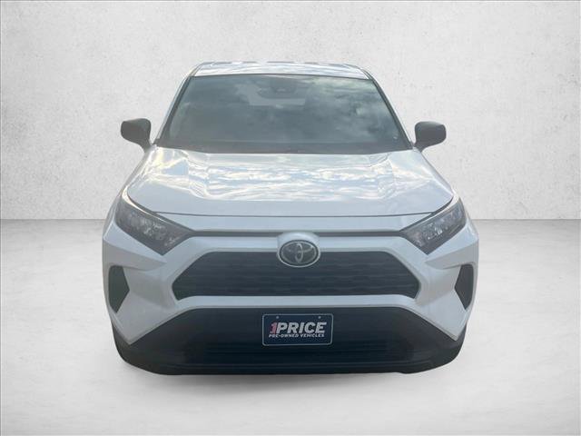 Used 2022 Toyota RAV4 LE FWD image 9