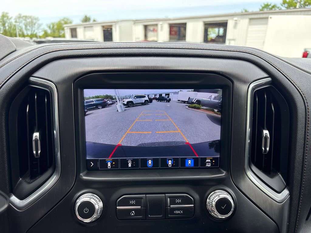Used 2020 GMC Sierra 2500 AT4 w/ Technology Package AWD/4WD image 28