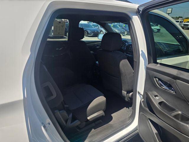 Used 2023 Chevrolet Traverse LT w/ Rear Camera Mirror Package AWD/4WD image 43
