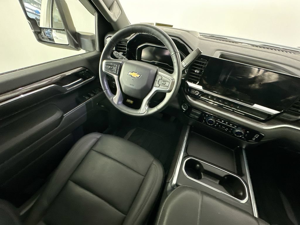 Used 2024 Chevrolet Silverado 3500 LTZ w/ LTZ Premium Package AWD/4WD image 9