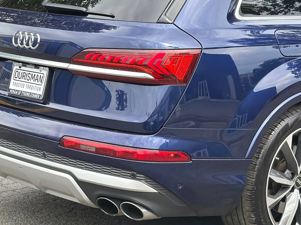 Used 2022 Audi SQ7 Premium Plus w/ SQ7 Executive Package AWD/4WD image 7