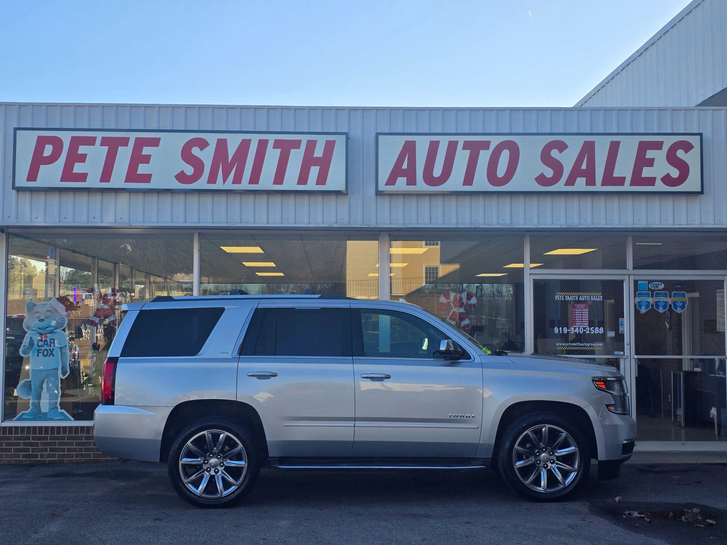 Used 2016 Chevrolet Tahoe LTZ image 2