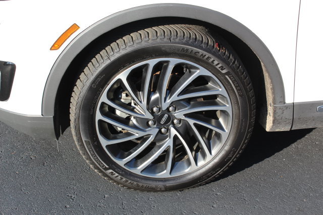 Certified 2020 Lincoln Nautilus Reserve AWD/4WD image 12