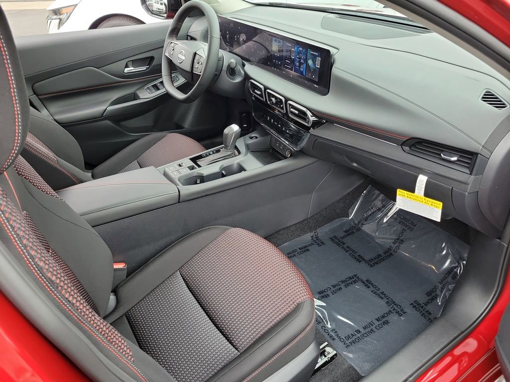 New 2026 Nissan Sentra SR w/ Floor Mat Package FWD image 11